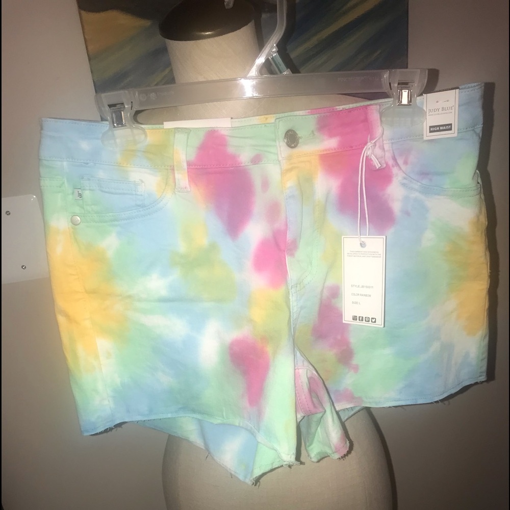 Large Judy Blue Tye Dye Shorts